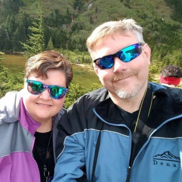 Meet your Posher, Michelle - Picture 1 of 1